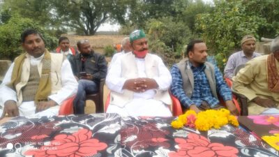 कोरांव/प्रयागराज:आंदोलित  किसानों का समर्थन करने के लिए गोष्ठी का किया गया आयोजन