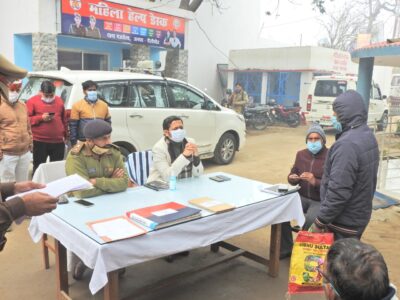 पीलीभीत: जिलाधिकारी एवं पुलिस अधीक्षक महोदय ने थाना समाधान दिवस के अवसर पर थाना गजरौला, पूरनपुर एवं माधोटांडा पर सुनी जनता की समस्याएं ।