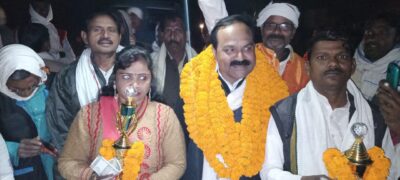 गाजीपुर: नववर्ष के मौके पर बही बिरहा की धारा