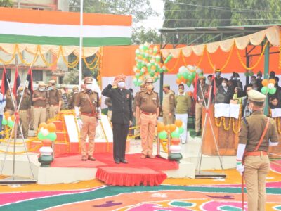 पीलीभीत: पुलिस लाइन  में धूमधाम व हर्षोल्लास के साथ हुआ 72 वें गणतंत्र दिवस समारोह का आयोजन।
