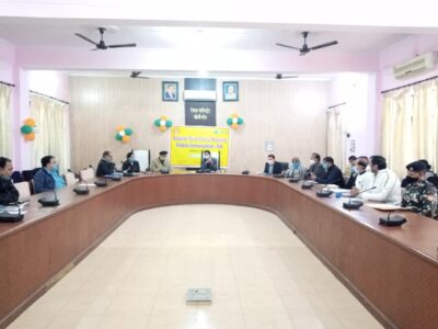 पीलीभीत: निर्धारित लक्ष्य के अनुसार आगामी तिथियों में कराया जाये टीकाकरण-जिलाधिकारी।