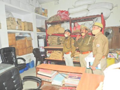पीलीभीत: पुलिस अधीक्षक पीलीभीत पुलिस लाइन का किया गया वार्षिक निरीक्षण।