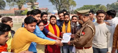 बजरंग दल के नेताओ ने रामभक्त रिंकू शर्मा हत्याकांड के विरोध में राष्ट्रपति के नाम उपजिलाधिकारी को ज्ञापन दिया