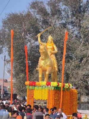 शाहजहांपुर :कैबिनेट मंत्री महारानी वीरांगना अवंती बाई लोधी की प्रतिमा का अनावरण कर पार्क का किया लोकार्पण ।