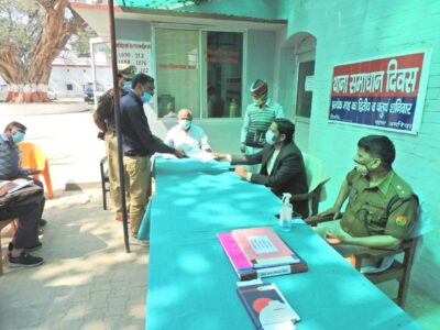 पीलीभीत : जिलाधिकारी व पुलिस अधीक्षक की उपस्थिति में थाना समाधान दिवस जहानाबाद एवं अमरिया में पहुंचकर की गई जनसुनवाई।
