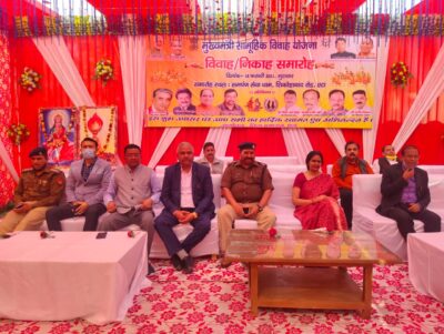 एटा: मुख्यमंत्री सामूहिक विवाह योजना के तहत समर्पण सेवाधाम में 124 जोड़ों की कराई गई शादी