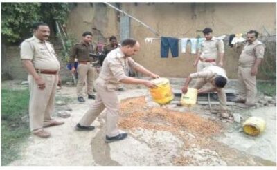 प्रयागराज- थाना मांडा पुलिस द्वारा सोनकर बस्ती कूदर से  30 ली0 कच्ची देशी शराब के सांथ शराब बनाने के उपकरण बरामद