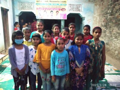 बरेली - आँवला तहसील क्षेत्र में सिंह कोचिंग सेंटर अतरछेडी पर हुई शब्दार्थ प्रतियोगिता ।