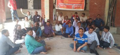 बरेली - पेट्रोल₹ 50 डीजल ₹40 गैस ₹500 होना चाहिए गरीब शक्ति दल ।