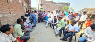 पीलीभीत : पूरनपुर विधायक ने दर्जन भर गांवों में चौपाल लगाकर सुनीं जनता की समस्याएं।