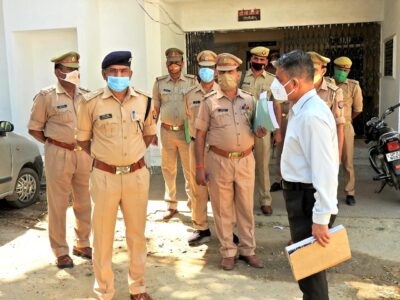 पीलीभीत: पुलिस अधीक्षक द्वारा पुलिस ऑफिस का किया गया निरीक्षण।