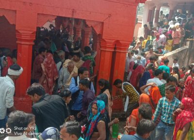 प्रयागराज:महाशिवरात्रि पर भक्तों का उमड़ा जनसैलाब