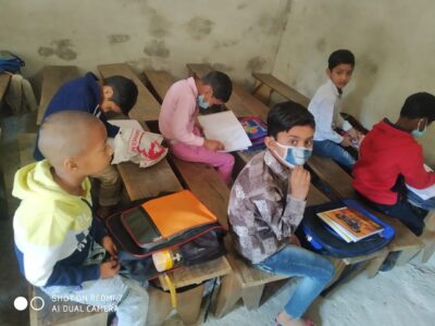 मैनपुरी :11 महीने बाद खुले स्कूल,बच्चों का किया गया स्वागत