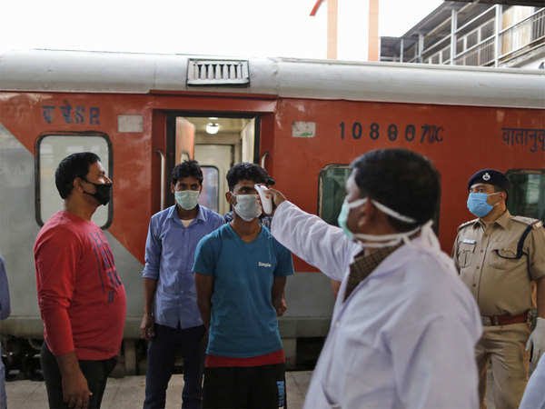 छत्तीसगढ़: ट्रेन से अन्य राज्यों से आने वाले यात्रियों को लानी होगी कोरोना निगेटिव रिपोर्ट.. नहीं तो .. जानें पूरा अपडेट