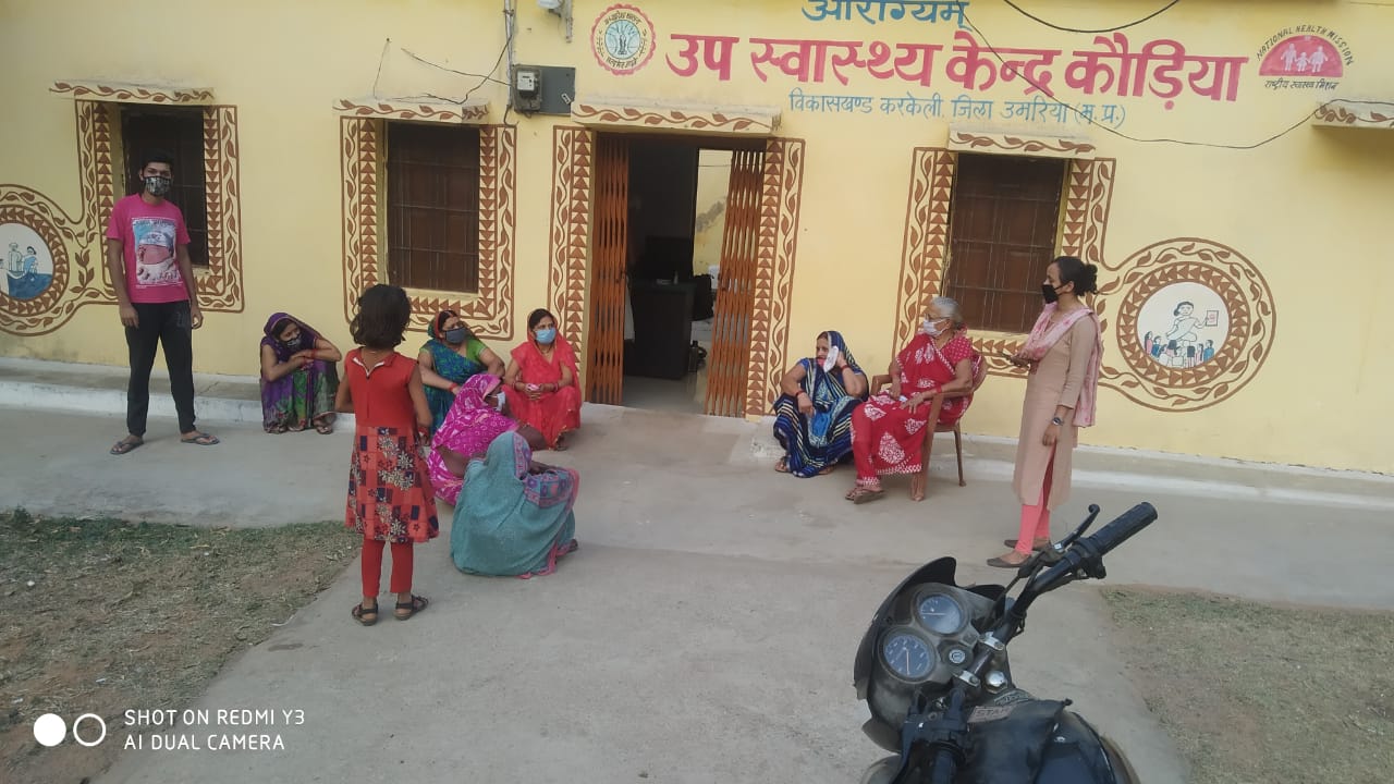 उमरिया:कोरोना वालेंटियरों ने टीकाकरण को बढ़ावा देने के लिए अलख जगाई