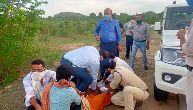 शहडोल:  जिला मजिस्ट्रेट डॉ0 सत्येंद्र सिंह ने पेश की दया की मिसाल