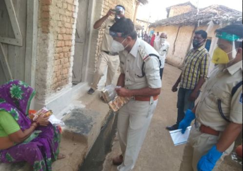 उमरिया: चंदिया पुलिस का मानवीय चेहरा, बेसहारा का बनी सहारा