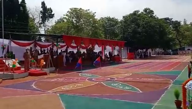 पीलीभीत :पुलिस लाइन पीलीभीत में उत्तर प्रदेश पुलिस के रिक्रूट आरक्षियों की दीक्षांत परेड का आयोजन।