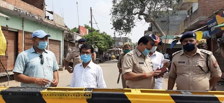 इटावा: पुलिस प्रशासन ने रेलवे मार्ग पर रखी कड़ी नजर
