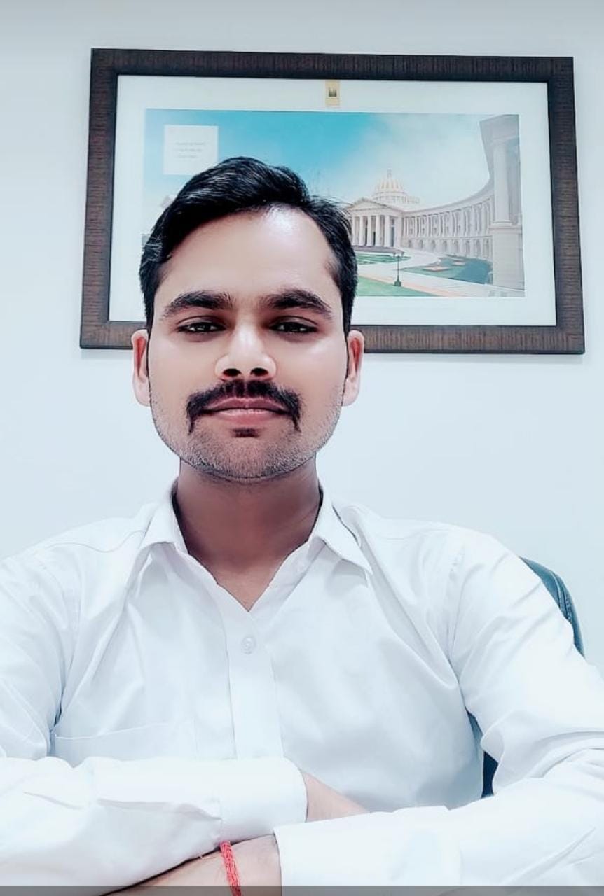 बरेली - राष्ट्रीय मानव अधिकार एंड एंटी करप्शन मिशनके मंडल सोशल मीडिया प्रभारी युद्ध प्रकोष्ठ बरेली।