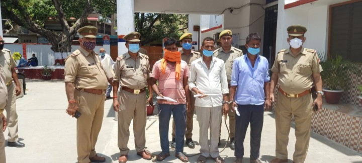 बरेली-बेटे की हत्यारों से बदला लेने की फिराक में मृत बेटे के पिता को किया गिरफ्तार