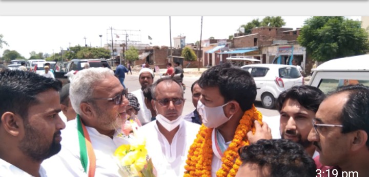 बरेली-कांग्रेस के राष्ट्रीय सचिव का नबावगंज आगमन पर स्वागत
