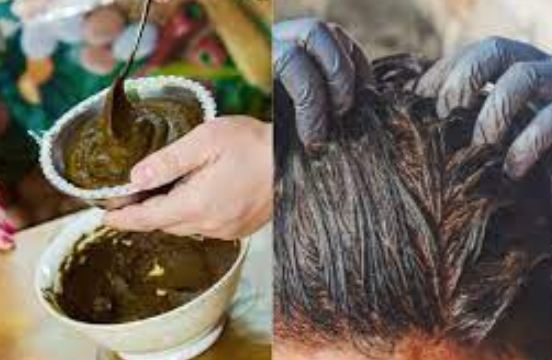 बालों में मेहंदी लगाने से पहले जान ले इन बातों को