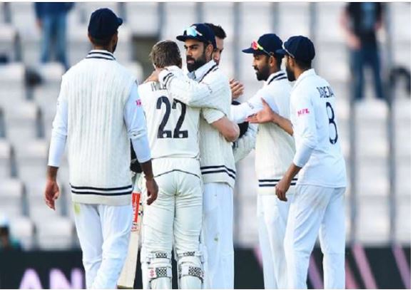 इंग्लैंड के खिलाफ टेस्ट सीरीज में टीम इंडिया को चिंता करने की जरूरत नहीं, गावस्कर ने बताई वजह