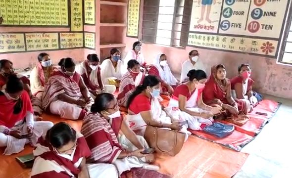 कटिहार: पोषण ट्रैकर चलाने हेतु दिया गया निशुल्क परीक्षण
