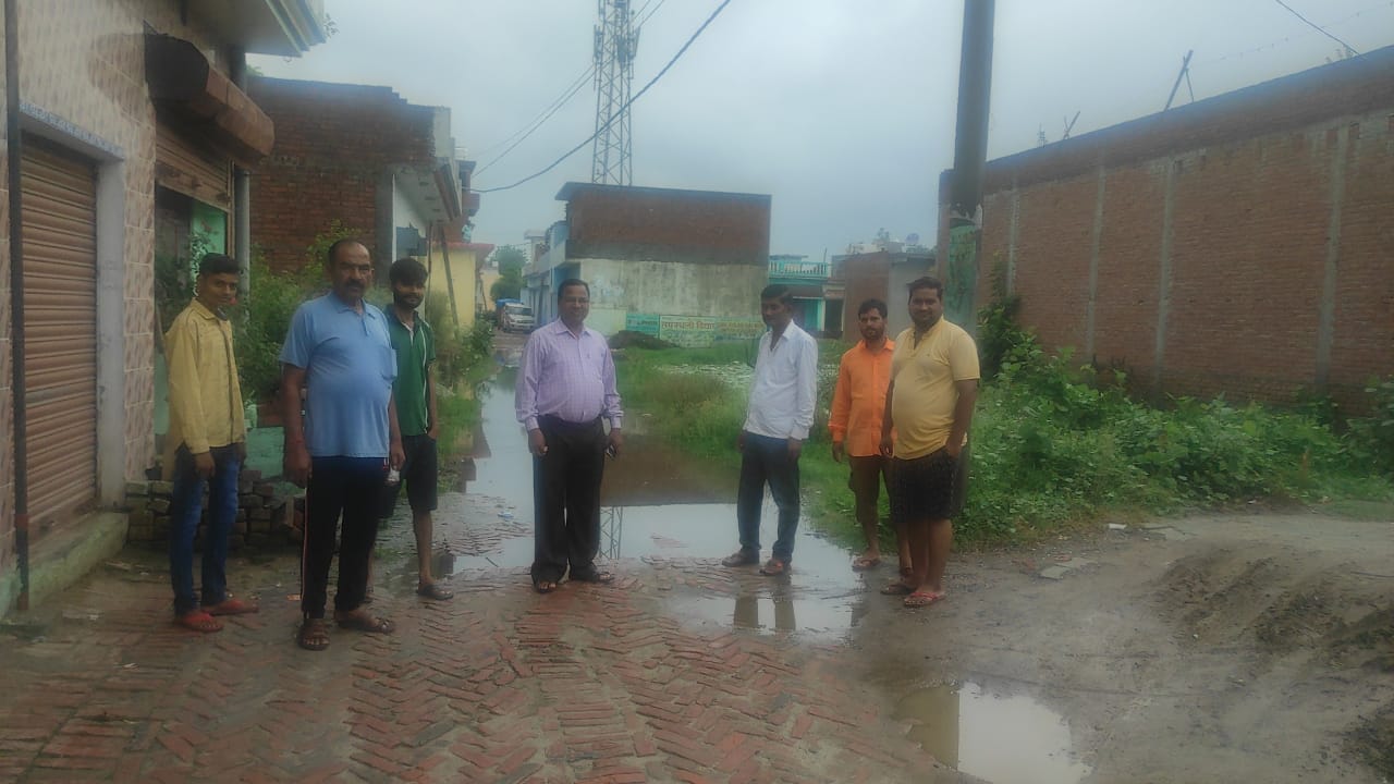 बरेली-विधानसभा अध्यक्ष ने सफाई व्यवस्था के लिए नगरपालिका पर साधा निशाना
