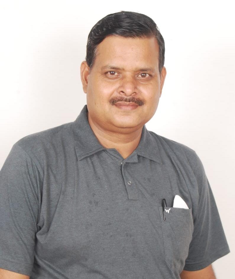 पीलीभीत: कवि सतीश मिश्र की चौथी पुस्तक 'अचूकवाणी' हुई प्रकाशित, मिल रहीं बधाइयां, अगले सप्ताह होगा विमोचन