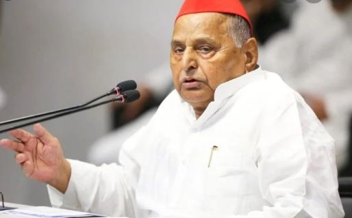 पीलीभीत :हवन पूजन कर मुलायम सिंह के स्वास्थ्य की,की कामना