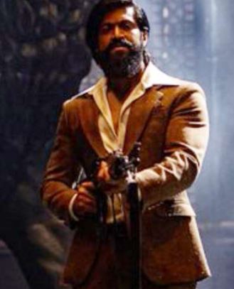 संजय दत्त के बर्थडे पर फैंस को एलान का इंतज़ार, क्या दिसम्बर में होगी रिलीज़ KGF