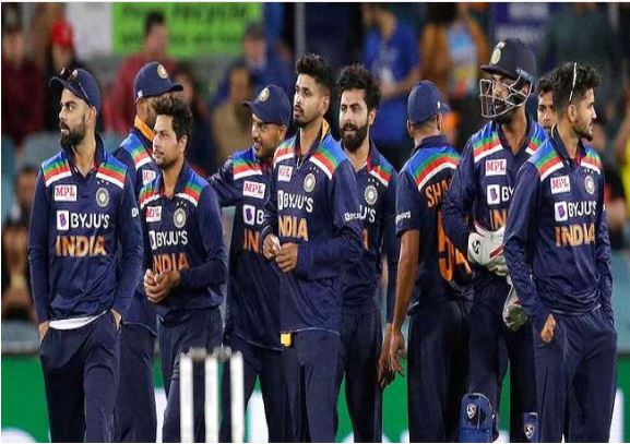 विराट कोहली की आलोचना करने वालों पर भड़क गया पाकिस्तानी क्रिकेटर, सबकी बोलती कर दी बंद