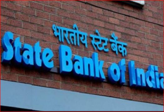SBI ग्राहक सावधान रहें , फ्री गिफ्ट  और KYC  के बहाने कर रहे  हैं  अकाउंट खाली  हैकर्स