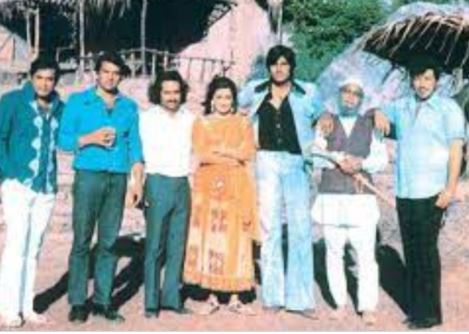 46 साल हुए पूरे फिल्म 'शोले' के, धर्मेंद्र बोले- फिल्म में सिर्फ एक एक्टर बुरा था