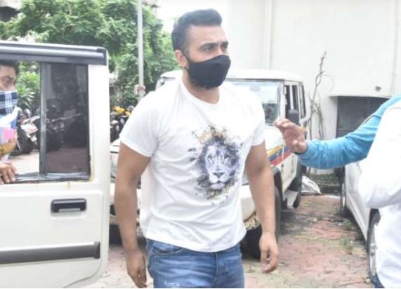 Raj Kundra ने ज़मानत को लेकर मजिस्ट्रेट कोर्ट के फ़ैसले को दी चुनौती, पुलिस को जारी हुए नोटिस