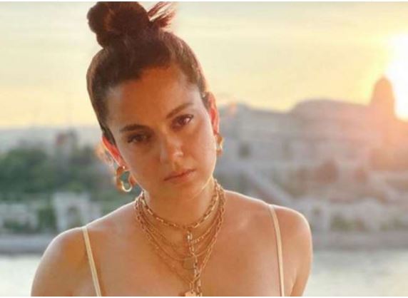 Kangana Ranaut ने ट्रांसपेरेंट ब्रालेट पहन लगाई सोशल मीडिया पर आग, ट्रोल्स बोले- सबसे वाहियात कपड़े...?