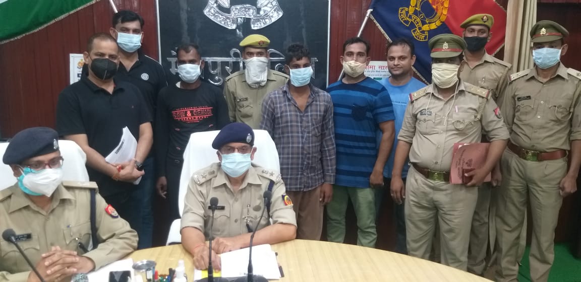 मैनपुरी: पुलिस ने ट्रक लूट कांड का किया खुलासा, एसपी ने प्रेस वार्ता कर दी जानकारी