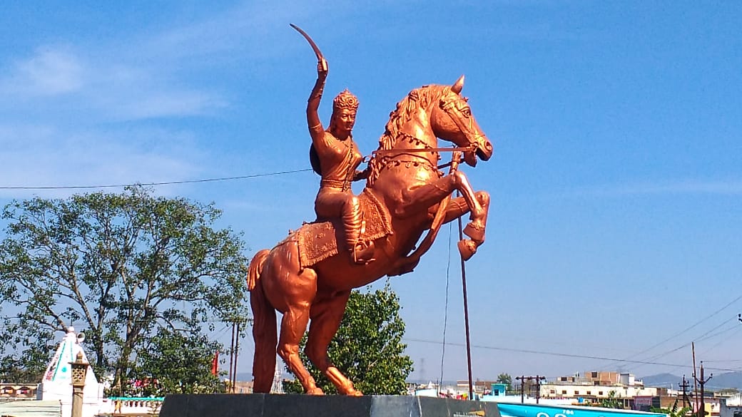फर्रुखाबाद: महारानी अवंती बाई की जयंती धूमधाम से मनाई गई