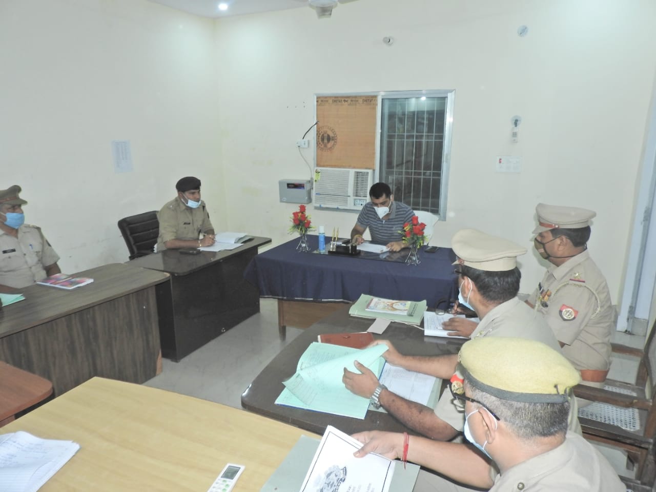 पीलीभीत : पुलिस अधीक्षक महोदय ने सर्किल बीसलपुर के थानों का कोतवाली बीसलपुर पर किया अर्दली रूम