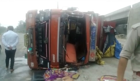 मैनपुरी: अनियंत्रित ट्रक ने साइकिल सवार को मारी टक्कर
