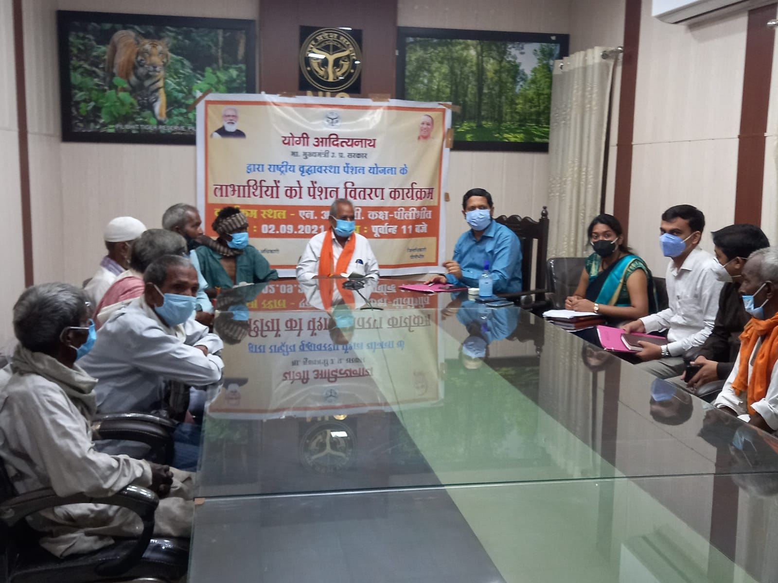पीलीभीत :जिलाधिकारी की अध्यक्षता में जिला शिक्षा एवं अनुश्रवण समिति की बैठक सम्पन्न।