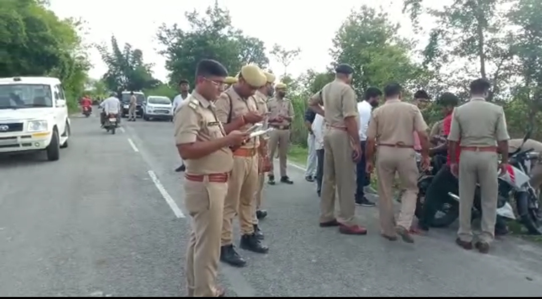 गोंडा : कटरा बाजार थानाक्षेत्र में दिन दहाड़े गोली मारकर बीसी संचालक से चार लाख की लूट,सघन चेकिंग जारी