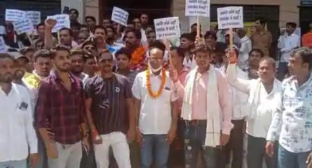 फर्र्खबाद: गंगा एक्सप्रेसवे का मामला फिर गरमाया विभिन्न संगठन के माध्यम से दिया गया ज्ञापन