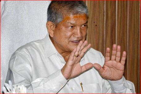 हरीश रावत का कैप्टन पर तीखा हमला, कहा- बीजेपी के दबाव में हैं, जवाबदेही से बचना चाहते थे, इसलिए दिया इस्तीफा