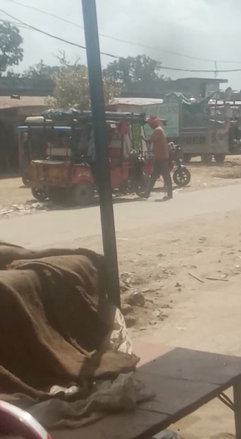 बरेली - योगी सरकार में नहीं थम रही गरीबों से अवैध बसूली।