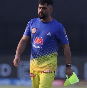 टॉस जीतकर  चेन्नई ने किया गेंदबाजी का फैसला