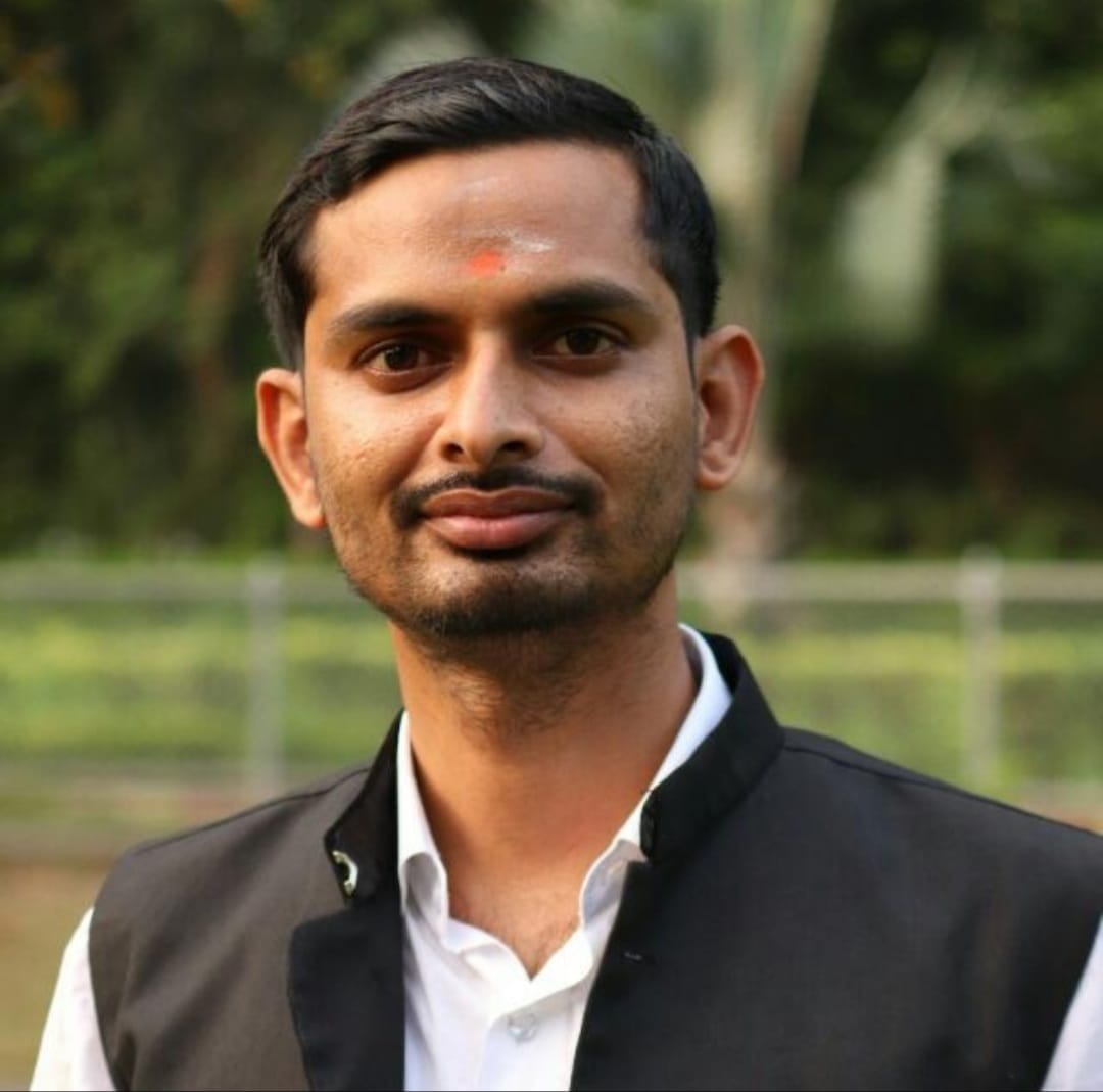 बरेली - अलीगंज थाना क्षेत्र के गौंटिया राजपुर कलाँ के बेटे को कानून में पीएचडी।