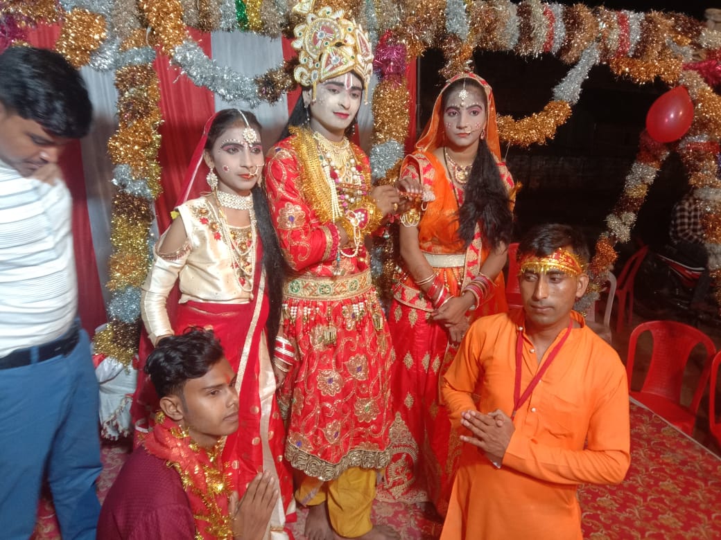 बहराइच:  मिहिंपुरवा ब्लाक के सेमरी घटाई में अद्भुत झांकियों का प्रदर्शन